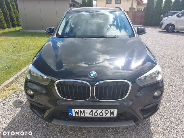 BMW X1 sDrive18i Advantage - 9