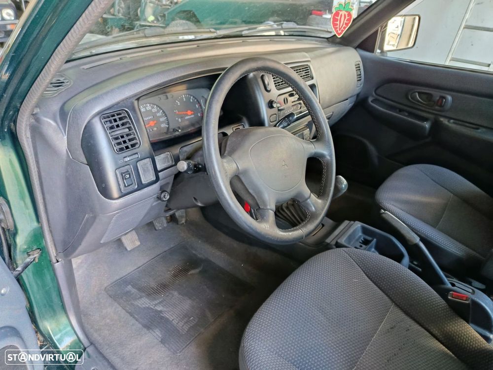Mitsubishi L200 2.5 TD CD — fotografia 6