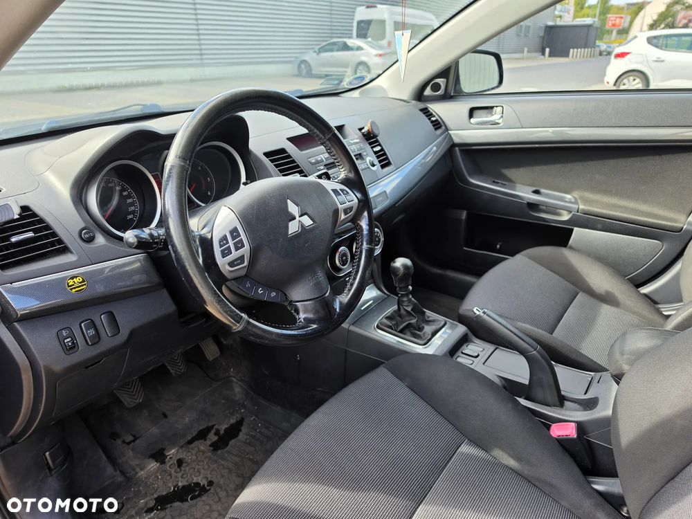 Mitsubishi Lancer 2.0 DID Intense - 12