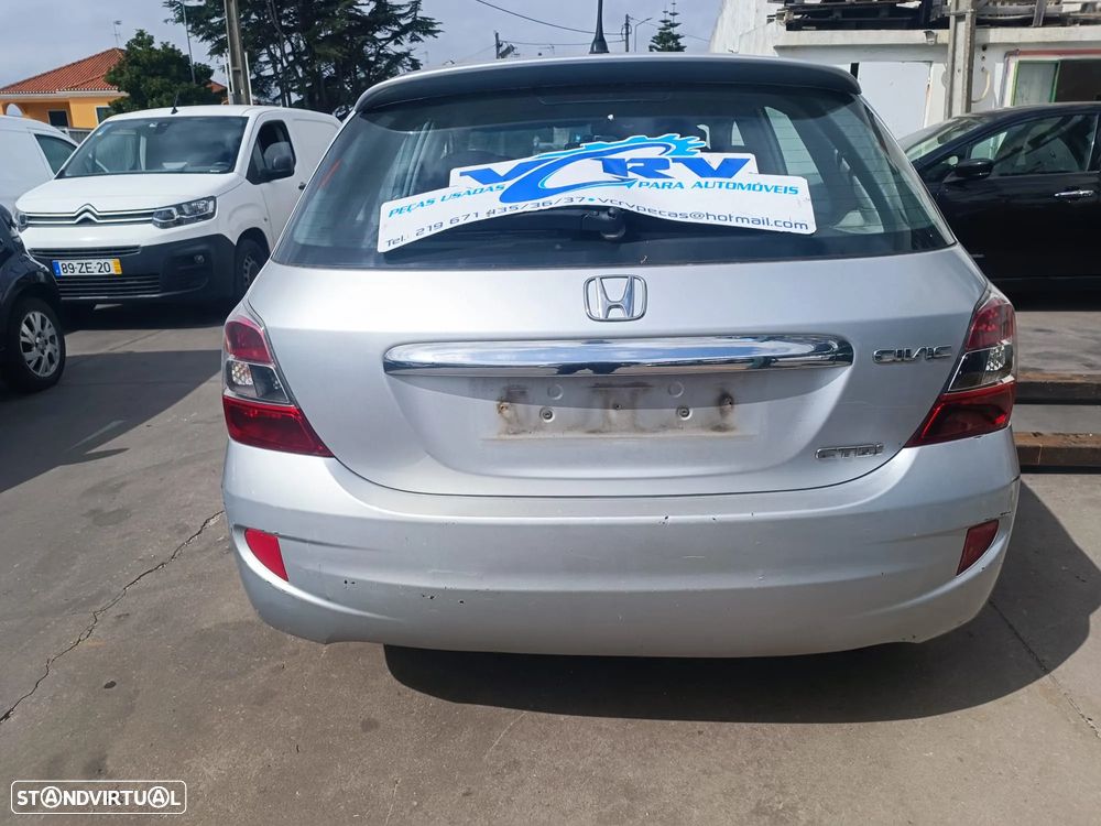 Honda Civic 1.7 CDTI 2005 - Viatura para Peças - 4