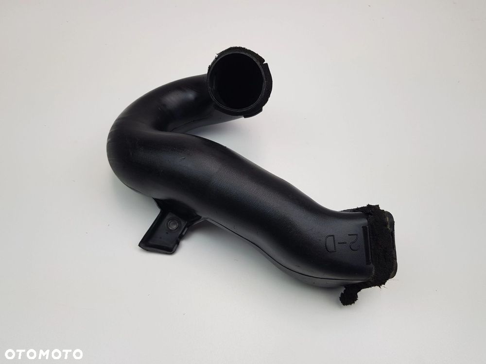 Przewód Wąż Rura Dolot powietrza Toyota Auris Avensis T27 17752-0R010 - 2