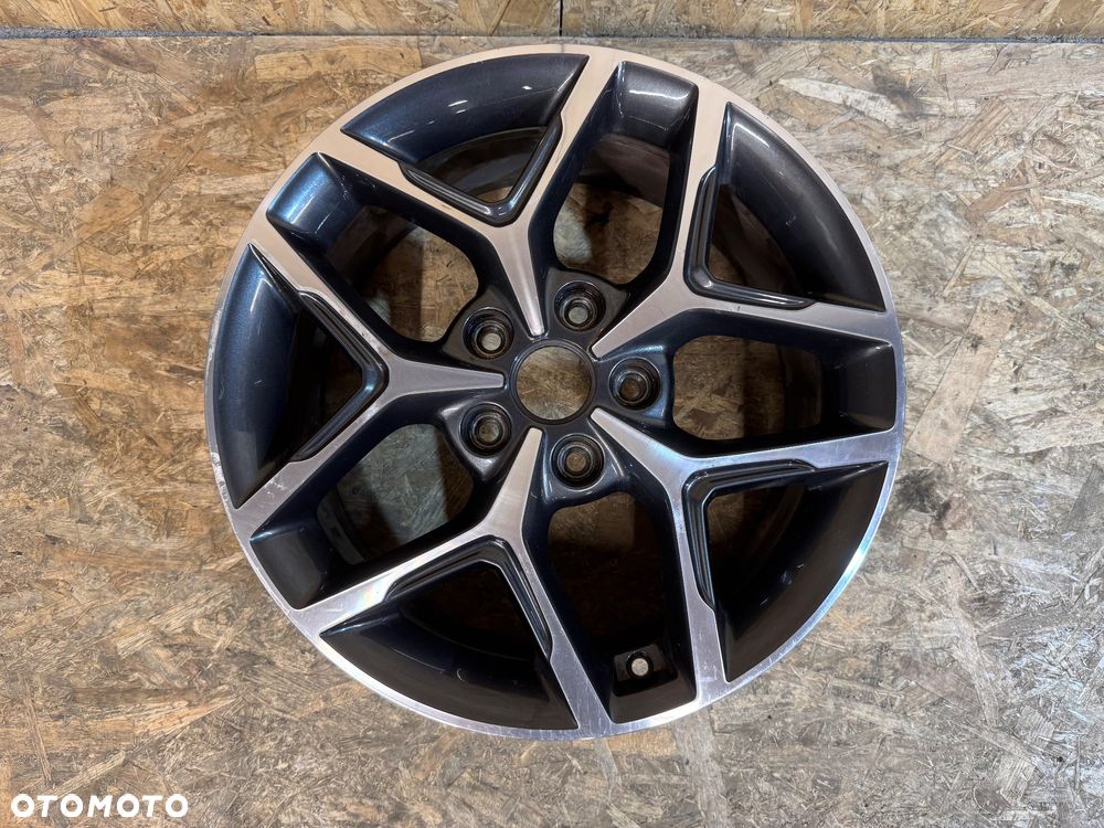 Felga aluminiowa Kia ceed pro ceed gt  17 7j et53 - 1