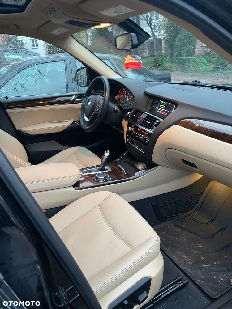 BMW X3 xDrive28i xLine - 11