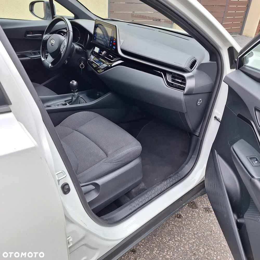 Toyota C-HR 1.2 T Dynamic - 7