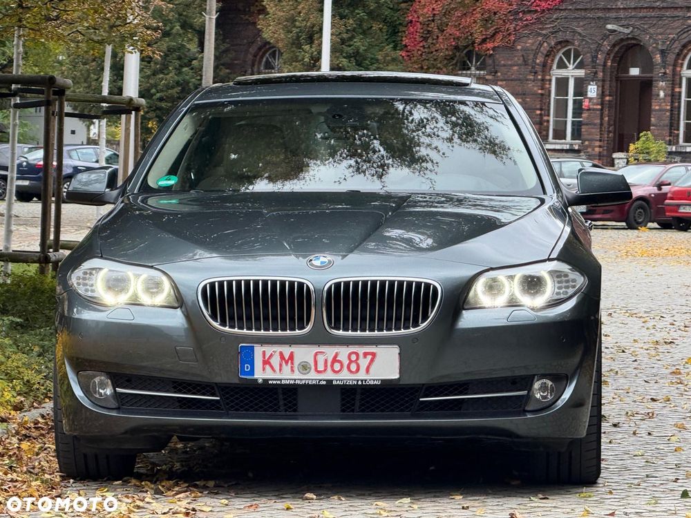 BMW Seria 5 528i Sport-Aut - 8