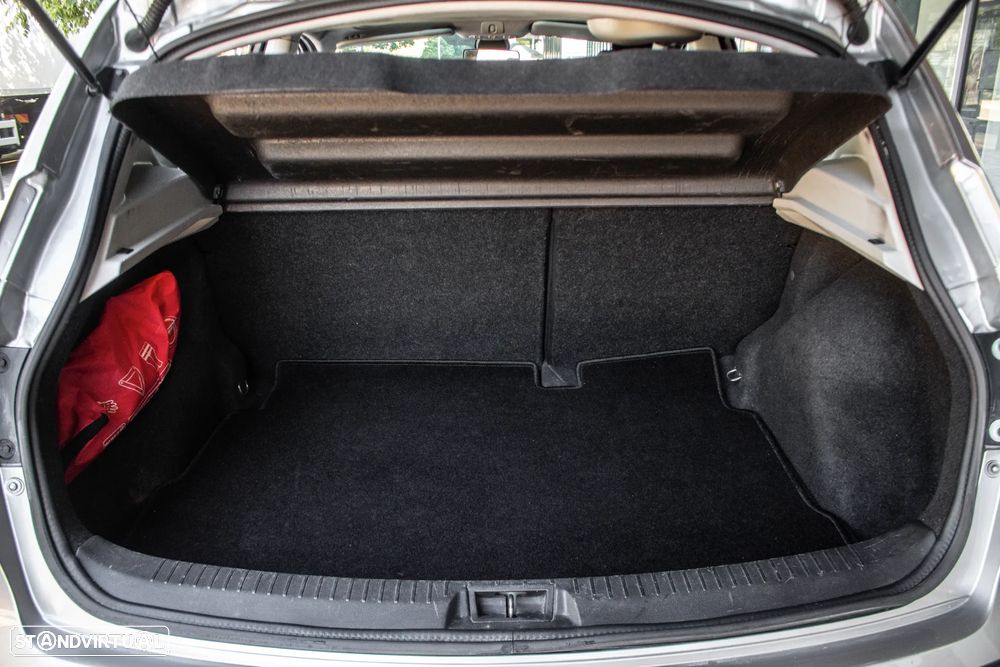 Nissan Qashqai 1.6 dCi N-Connecta - 26