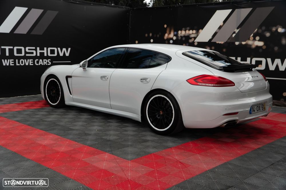 Porsche Panamera Edition - 4