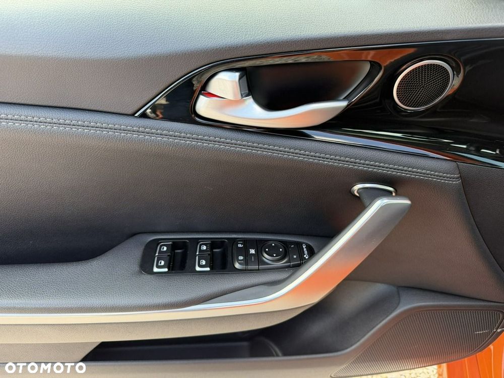 Kia Stinger - 15