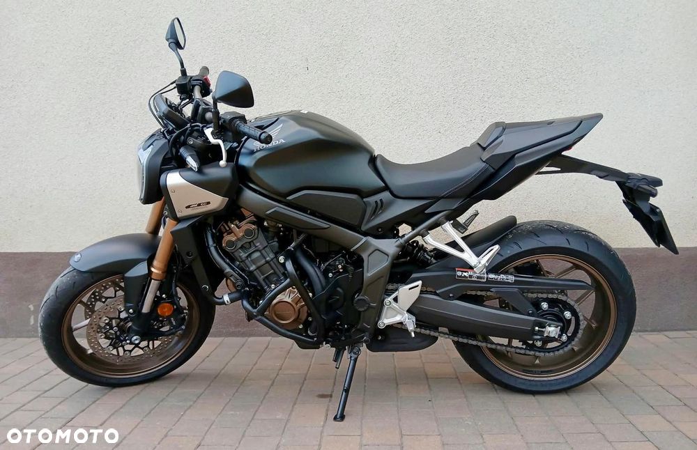Honda CB - 10