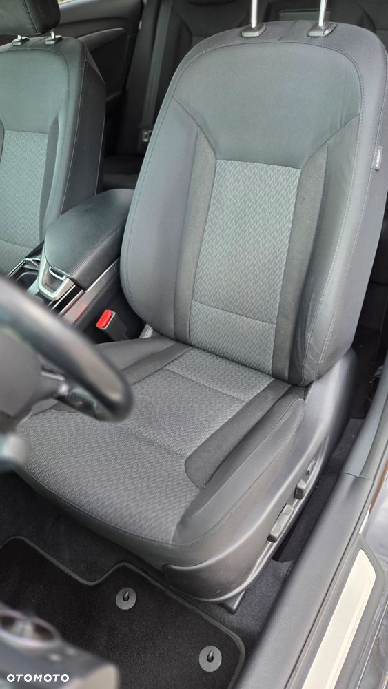 Hyundai i40 1.7 CRDi Automatik Premium - 25