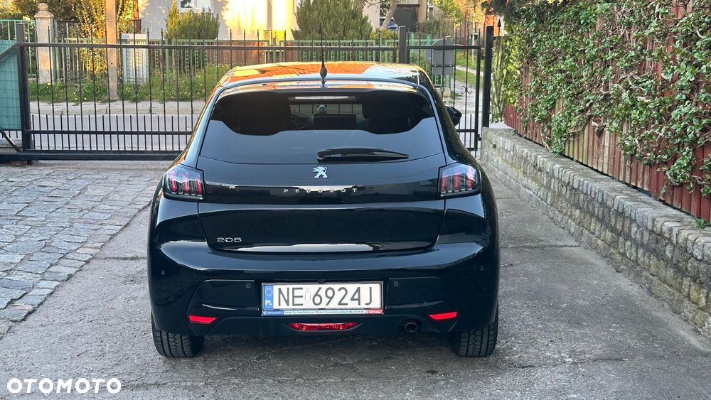 Peugeot 208 1.2 PureTech Active S&S EAT8 - 11