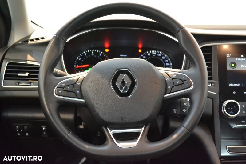 Renault Megane TCe 140 GPF Equilibre - 17