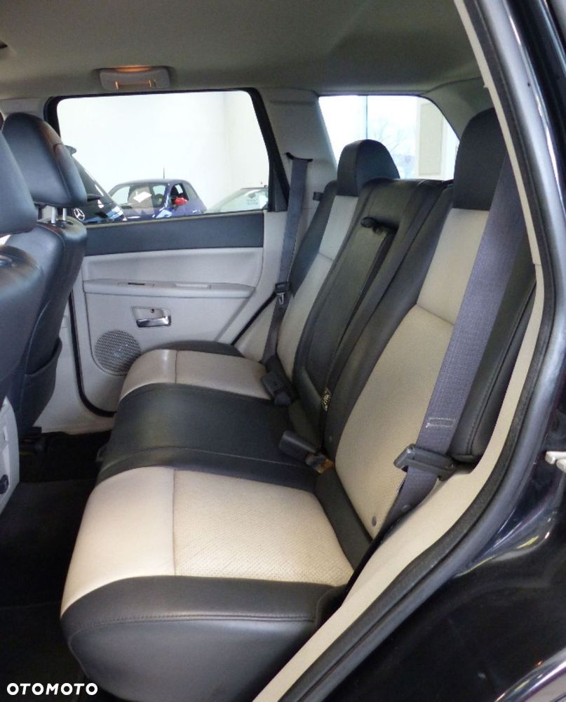 Jeep Grand Cherokee - 3