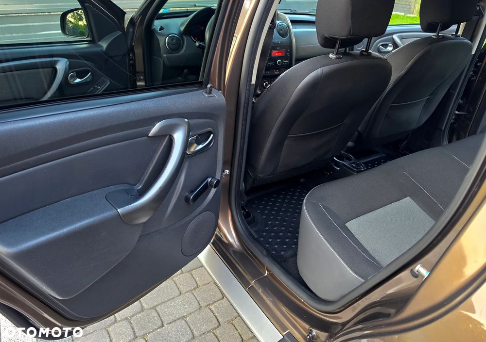 Dacia Duster 1.6 SCe Laureate S&S - 23