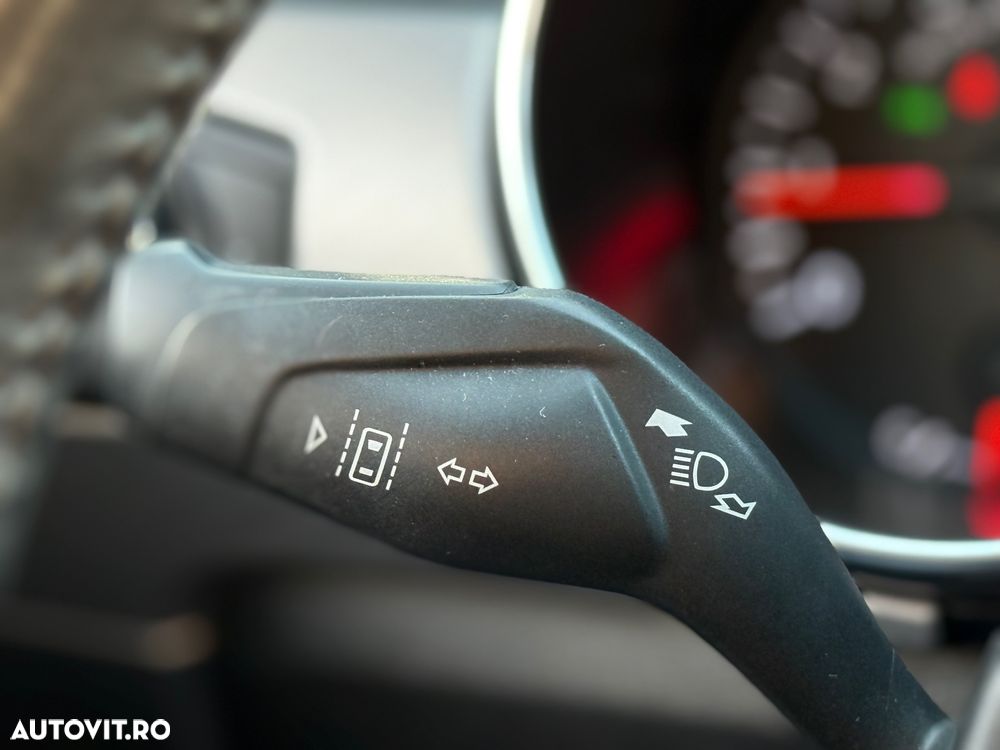 Ford Mustang Cabrio 2.3 Eco Boost - 9