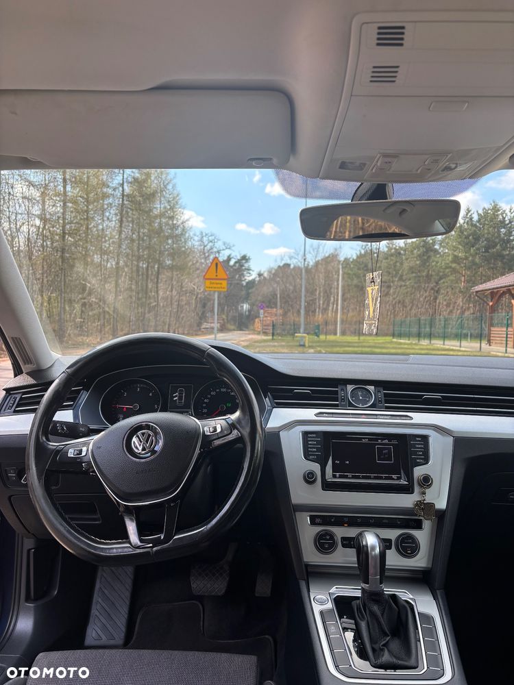 Volkswagen Passat 2.0 TDI SCR DSG Comfortline - 7