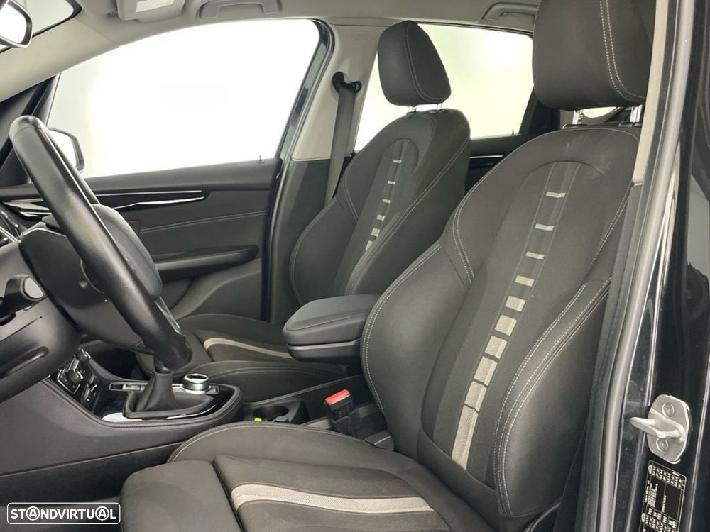 BMW 216 Active Tourer d Pack M - 17