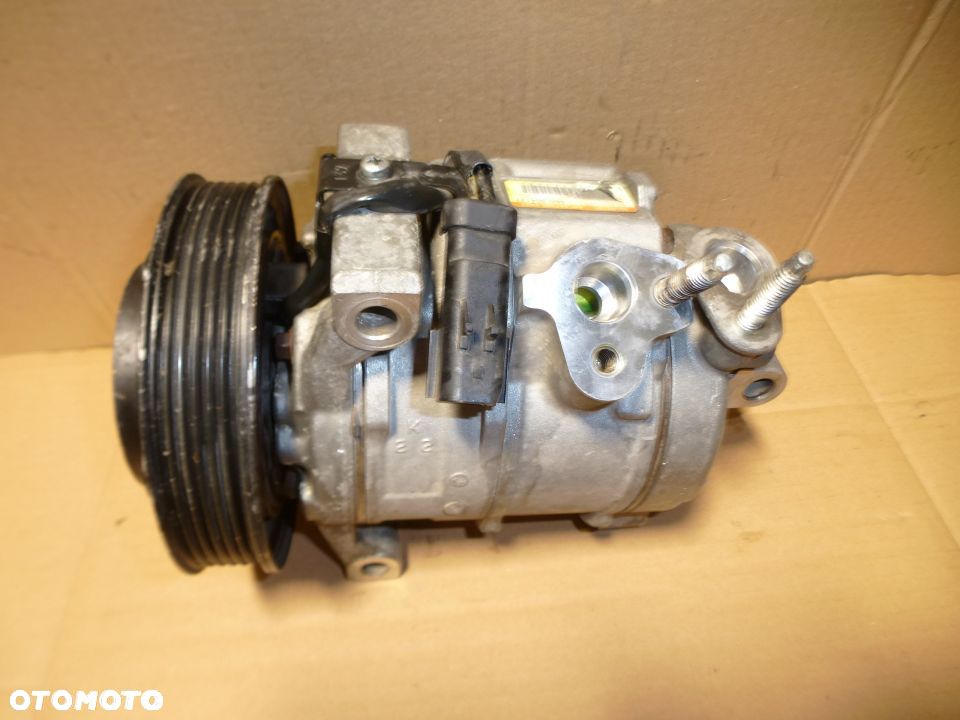SPRĘŻARKA KLIMATYZACJI JEEP GRAND CHEROKEE 3.0CRD - 1