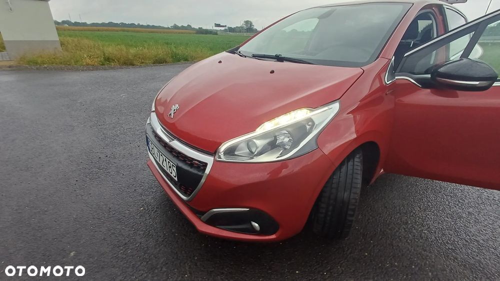 Peugeot 208 - 2