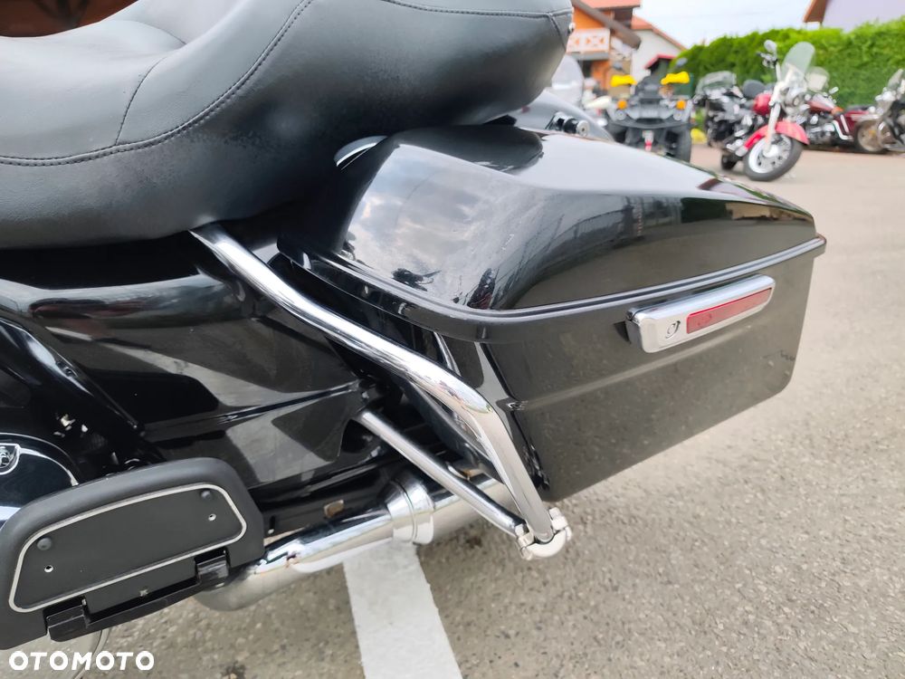 Harley-Davidson Touring Road King - 37