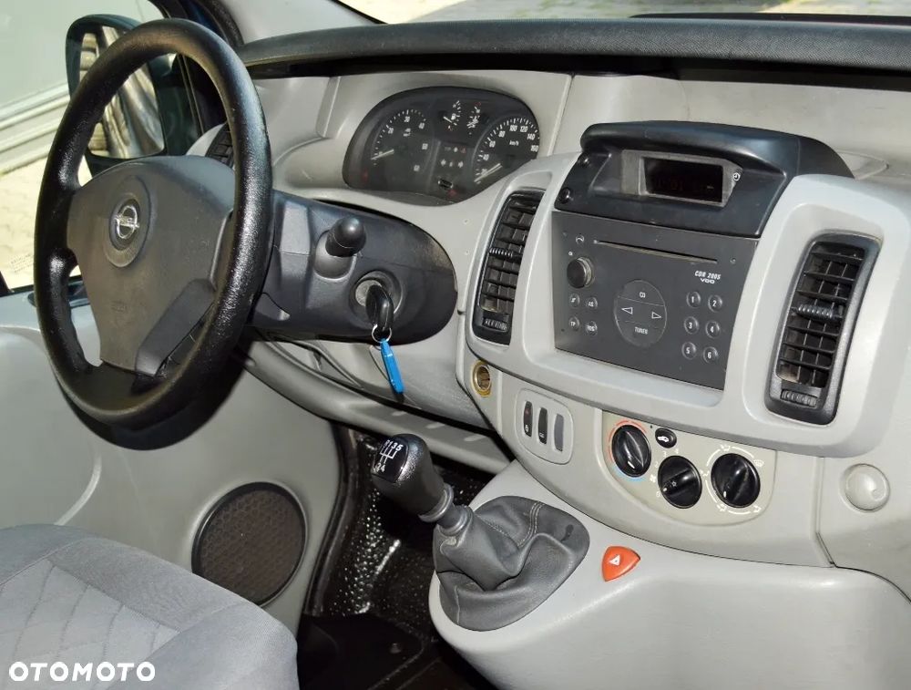 Opel VIVARO - 33