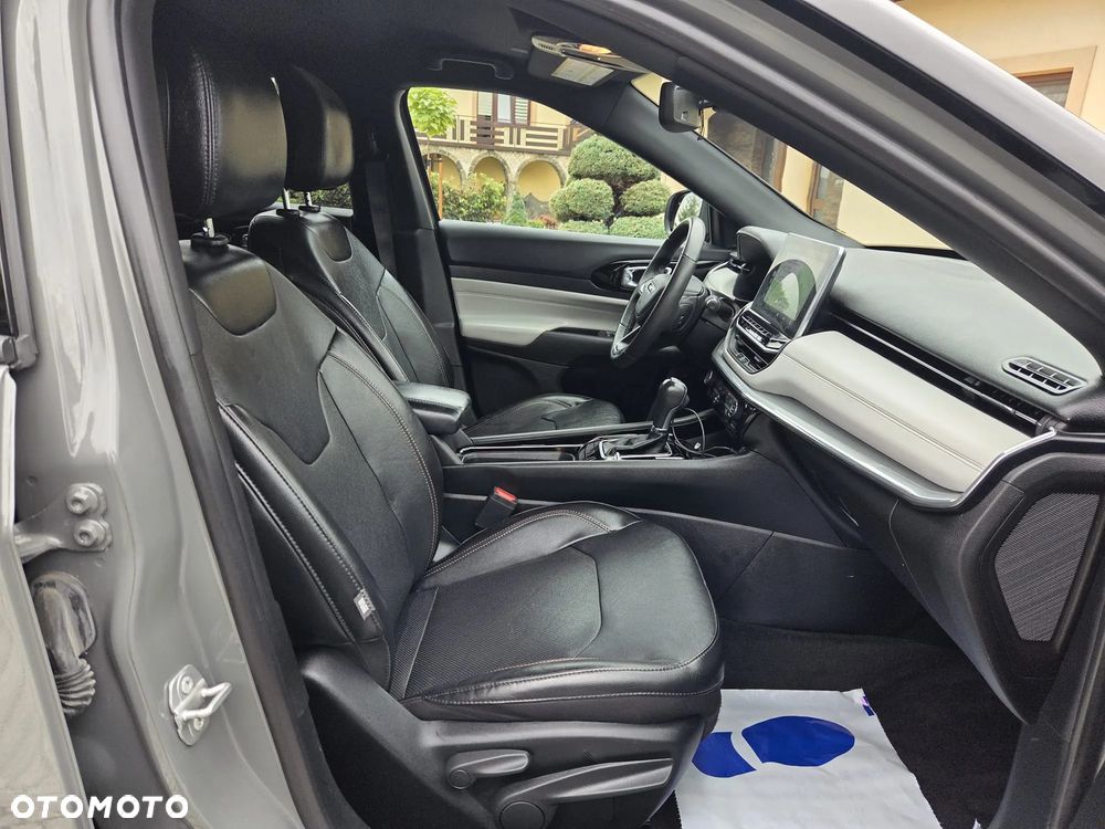 Jeep Compass - 25