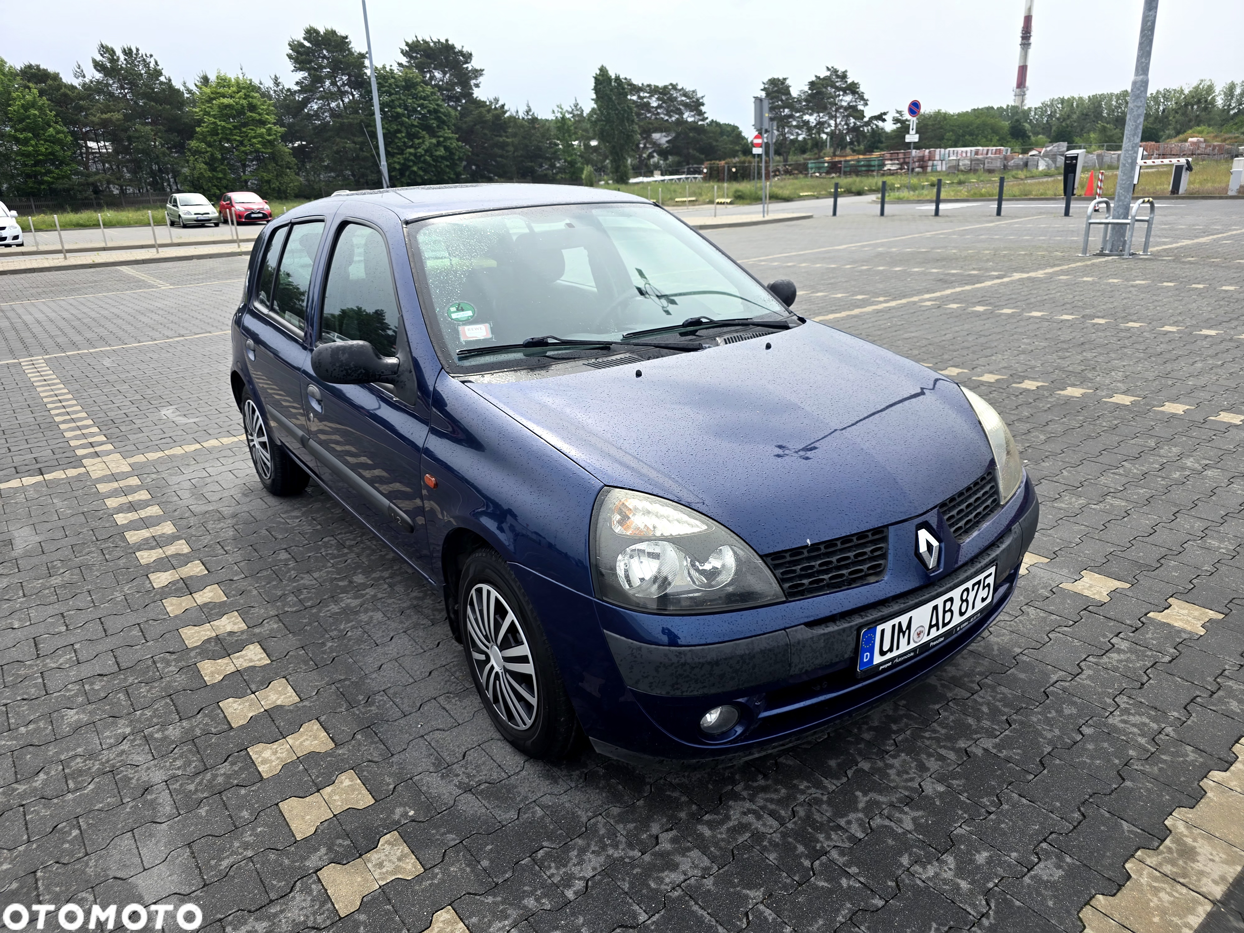 Renault Clio - 23