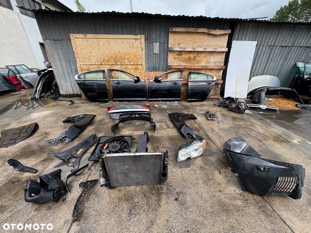 Jaguar xf PEL leg ha Czarny czarne   Do Czarnego Drzwi prawe lewe przednie tylne tył szyba -350sztuka   Klapa bagażnika klapa tylnia tył 400zl   Błotnik prawy lewe 350 sztuka   Lampa prawa lewa  -300zl   Komplet chłodnic wentylator -450     Wszystkie części Jaguar xf szybka wysyłka - 1