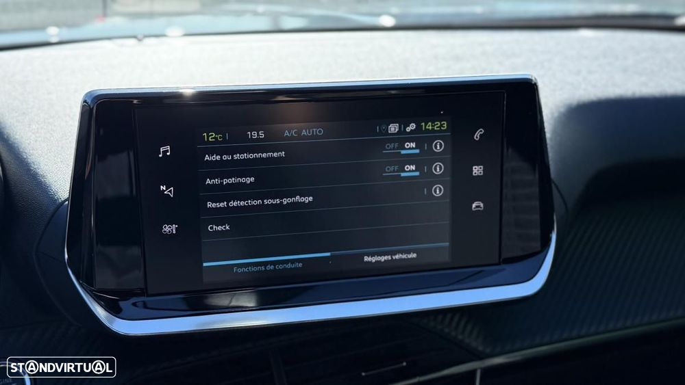 Peugeot e-2008 Active Pack - 11