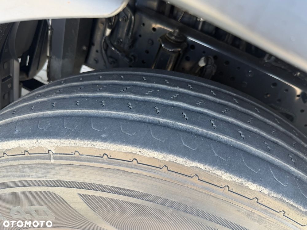 Iveco STRALIS 420 / HI-WAY / KONTENER / WINDA / 23 EUROPALETY / EURO 6 / AUTOMAT / 6x2 / OŚ SKRĘTNA / PODNOSZONA / 2019 ROK / SPROWADZONY - 25