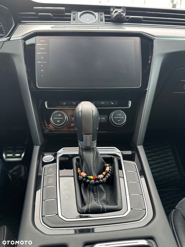 Volkswagen Arteon 2.0 TDI SCR R-Line DSG - 33