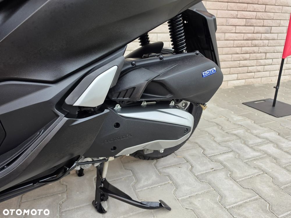 Honda PCX - 15