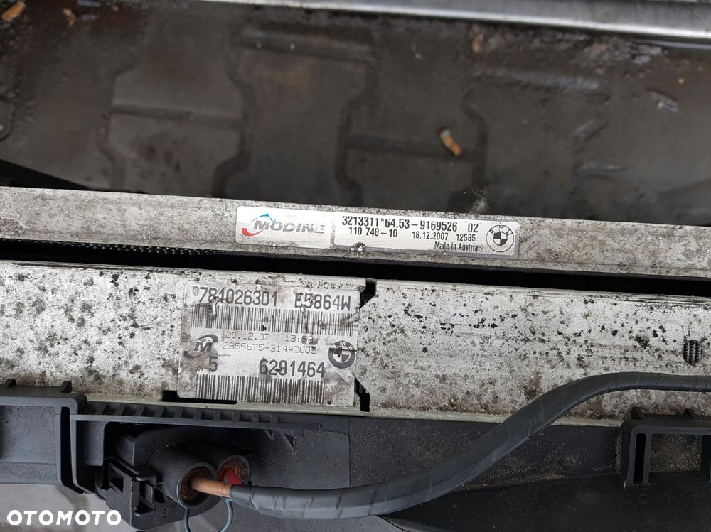 BMW 3 E92 E93 3.0 D PAS PRZEDNI CHŁODNICE WENTYLATOR AUTOMAT - 9