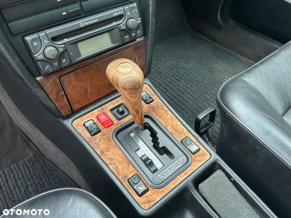 Mercedes-Benz W201 (190) - 23