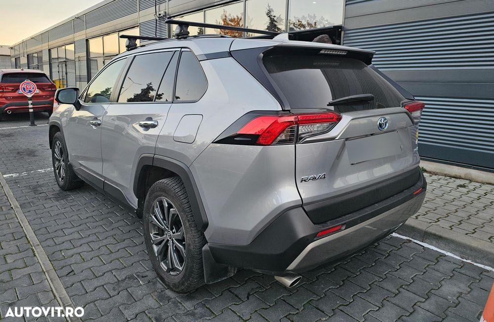 Toyota RAV4 2.5 Hybrid VVT-iE 4x4 Luxury - 6