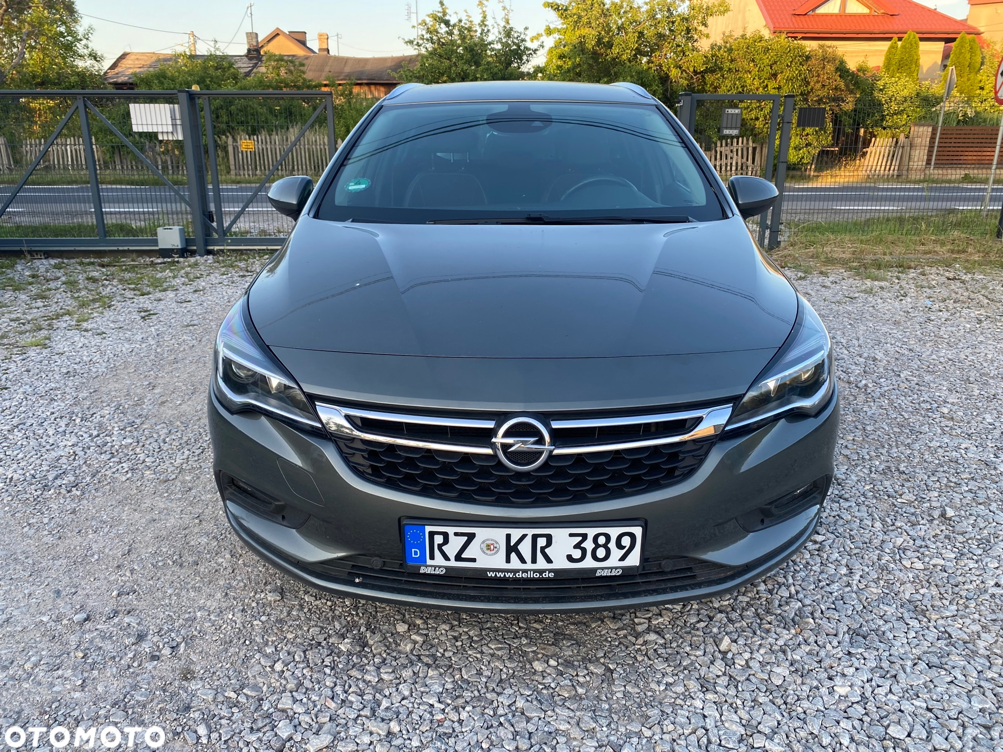 Opel Astra 1.4 Turbo Start/Stop Sports Tourer Innovation - 2