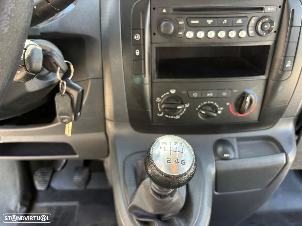 Peugeot Expert - 21