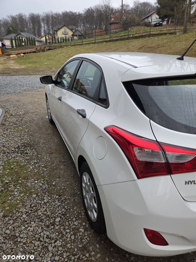 Hyundai i30 1.4 Classic - 9