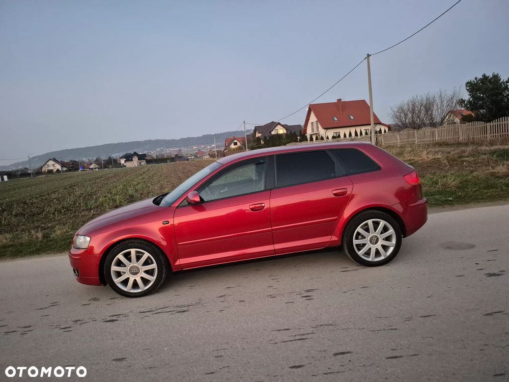Audi A3 Sportback - 8