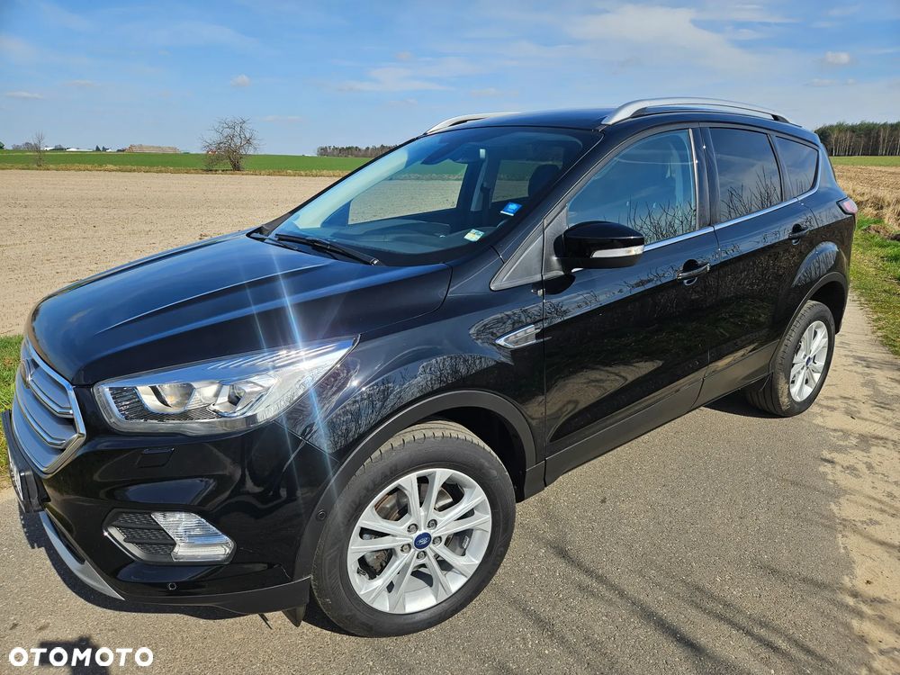 Ford Kuga 1.5 EcoBoost 2x4 Titanium - 3