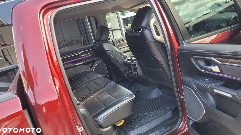 RAM 1500 Crew Cab Laramie - 12