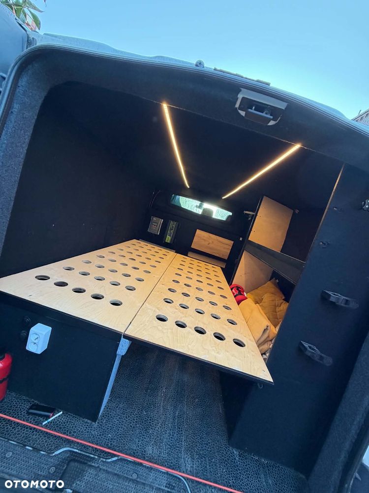 Renault Trafic - 13