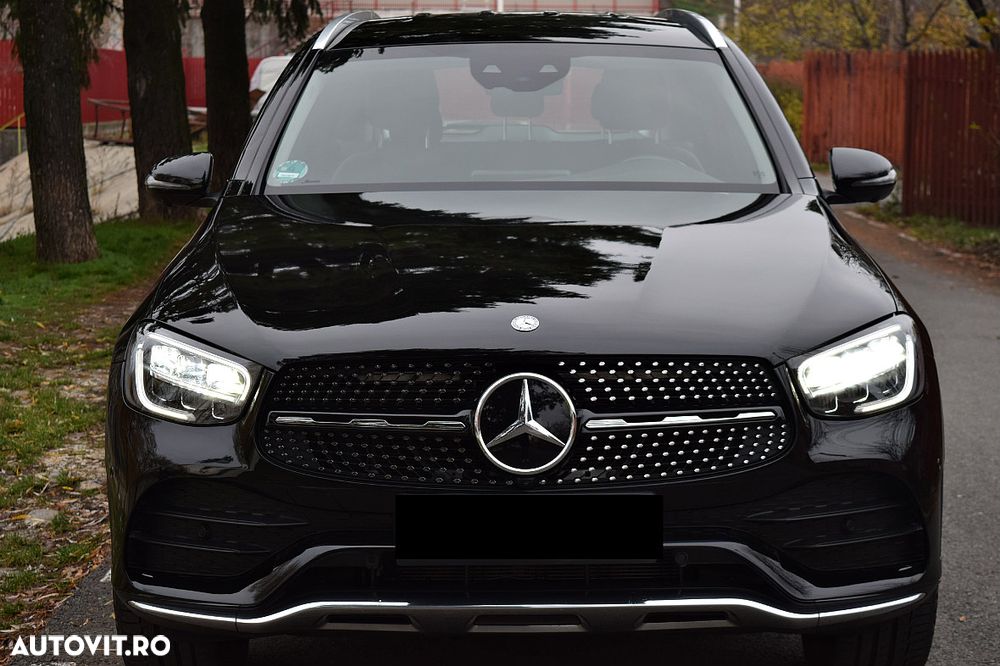 Mercedes-Benz GLC 300 e 4Matic 9G-TRONIC Edition AMG Line - 3