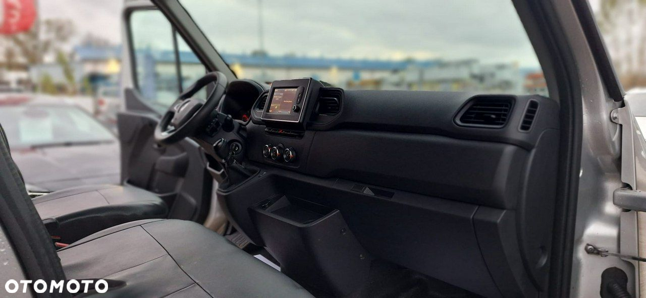 Renault Master - 10