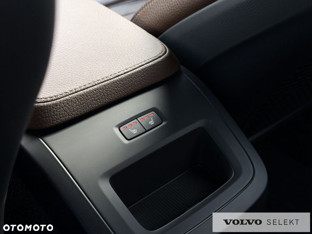 Volvo XC 90 - 17