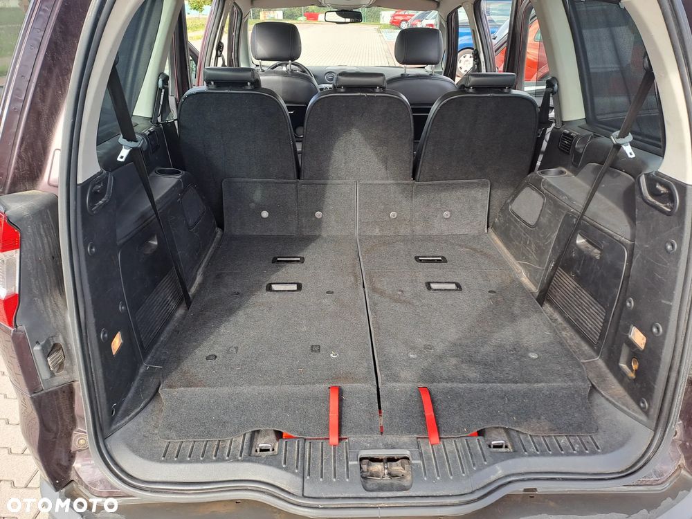 Ford Galaxy 2.0 EcoBoost Titanium - 21