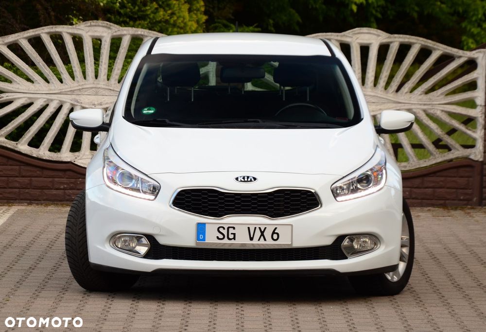 Kia Ceed - 5