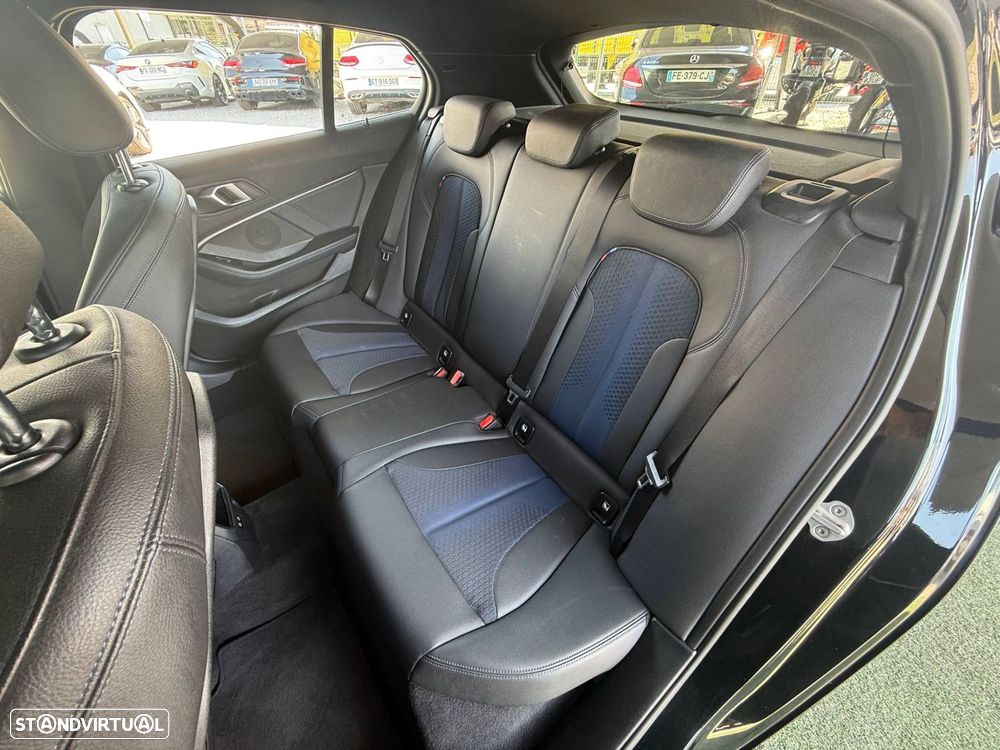 BMW 116 d Pack Desportivo M - 7