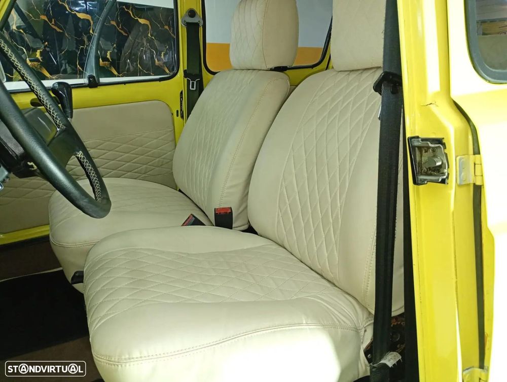 Renault 4 - 12