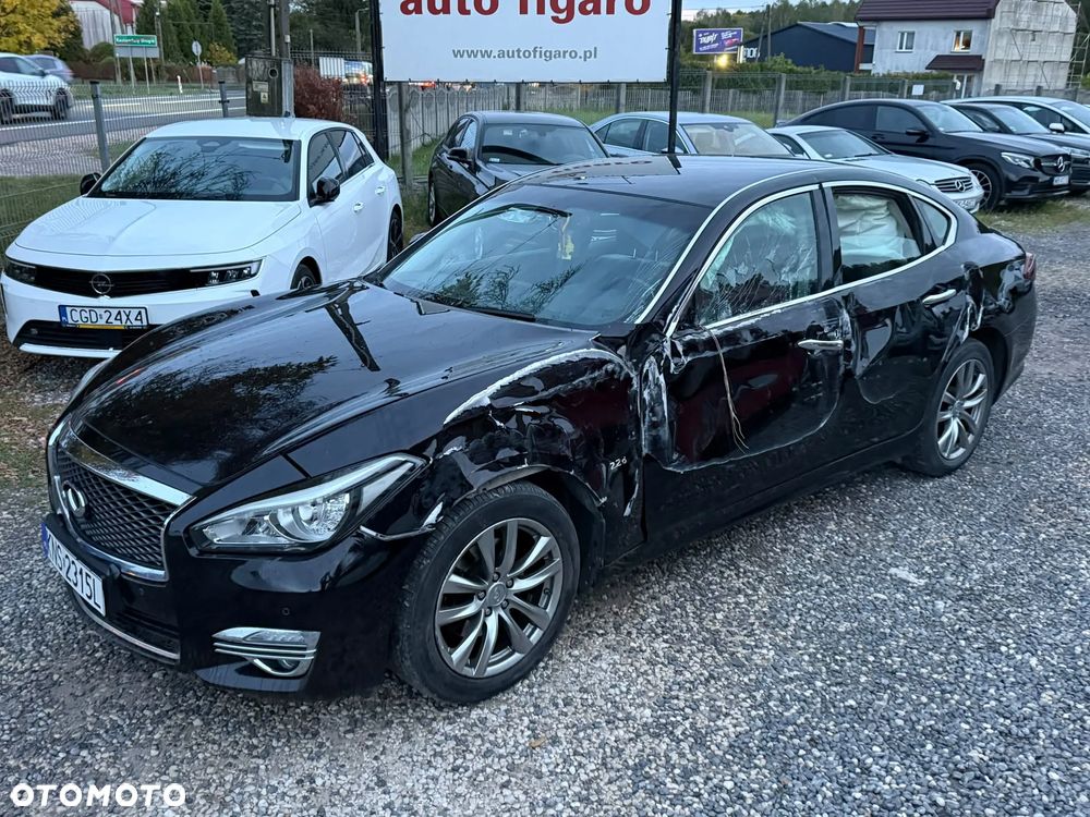 Infiniti Q70 2016 photo 3